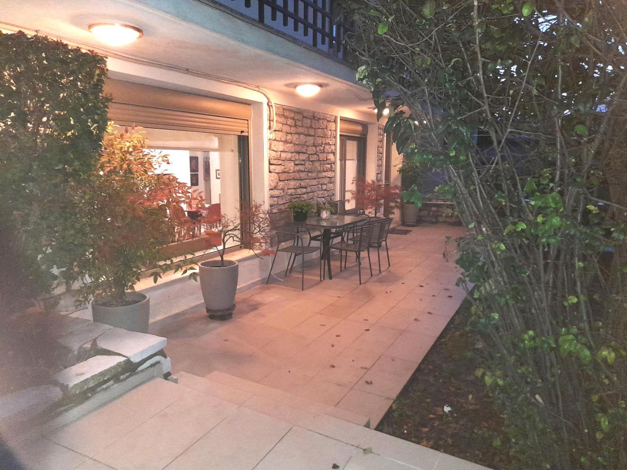 Lovely Stonehouse Villa